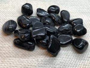 Tourmaline - Black - 1 to 1.5 cm Tumbled Stone (Selected)