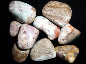Jasper - Poppy - (small) Tumbled Stone