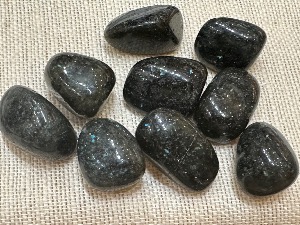 Galaxyite - Labradorite in Feldspar - 15g to 20g Tumbled (Selected)
