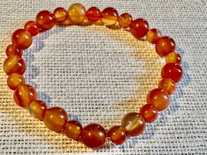 Carnelian - 6mm & 8mm Round Beads - 18cm (Small) Elasticated Bracelet (ref SHMB2721)